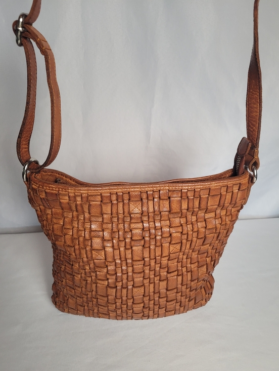 Vilenca Holland Handbags - Vilenca Holland Brown Leather Woven Hobo Adjustable Crossbody Bag Purse